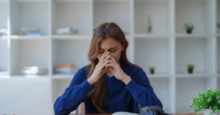 Diagram outlining common signs of prolonged burnout